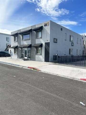223 N 9th Street, Las Vegas, NV 89101