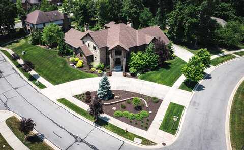 701 Quinlan Court, Crown Point, IN 46307