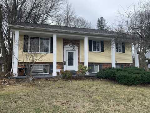 1979 Teaneck Circle, Wixom, MI 48393