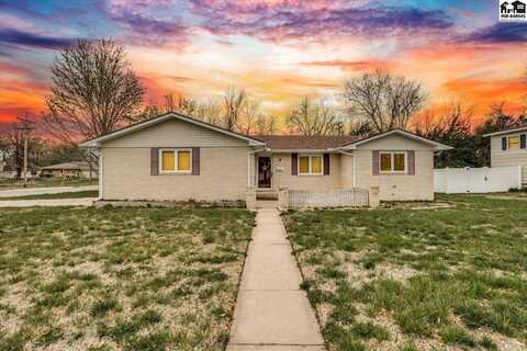 901 W 24th Ave, Hutchinson, KS 67502
