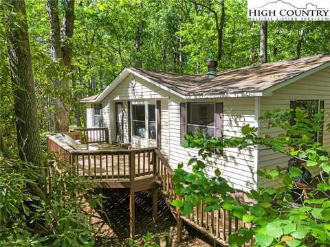 492 Laurelwood Lane, Boone, NC 28607