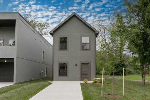 3320 Tracy Avenue, Kansas City, MO 64109