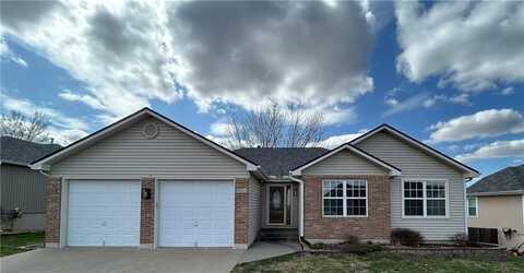 802 SW Shorthorn Drive, Grain Valley, MO 64029