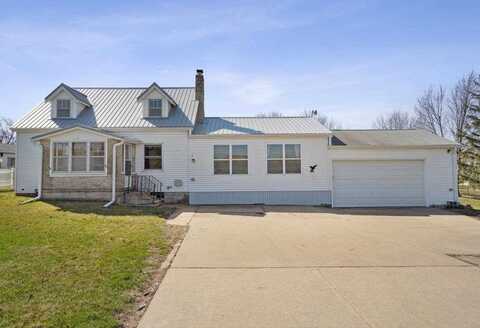 5801 E Ave NW, CedarRapids, IA 52245