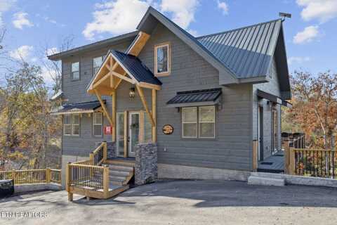 240 Jolene Way, Sevierville, TN 37876