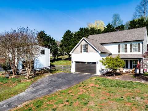 215 Whitney Drive, Lenoir City, TN 37772