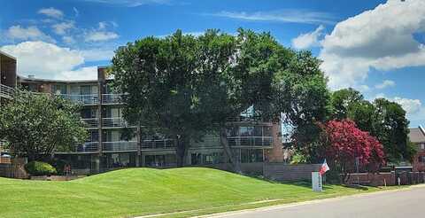 1000-1d Guadalupe St, Kerrville, TX 78028