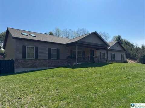1925 Forest Inn Road, Towamensing, PA 18071