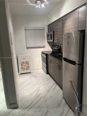 1611 WEST, Miami Beach, FL 33139
