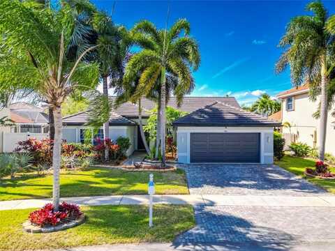 746 NW 176th Ave, Pembroke Pines, FL 33029