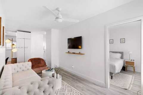 7315 Carlyle Ave, Miami Beach, FL 33141