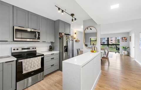 10444 NW 30th Ct, Sunrise, FL 33322