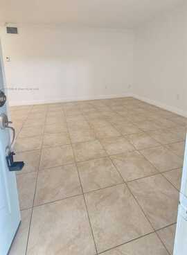 1925 Madison St, Hollywood, FL 33020