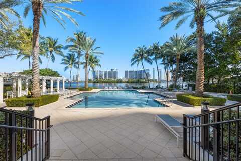3145 NE 184th St, Aventura, FL 33160