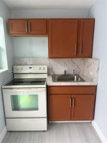 2816 SW 4th Pl, Fort Lauderdale, FL 33312
