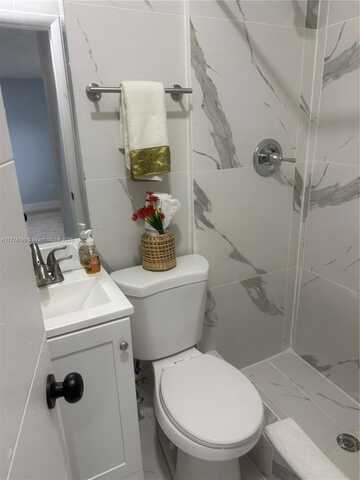 2816 SW 4th Pl, Fort Lauderdale, FL 33312