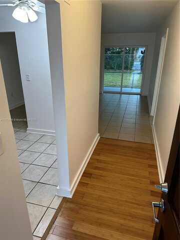 318 Tarpon Dr, Cape Coral, FL 33904