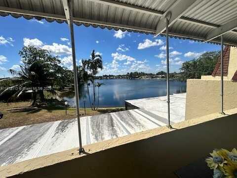 8920 Palm Tree Ln, Pembroke Pines, FL 33024