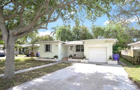 2642 Fillmore St, Hollywood, FL 33020