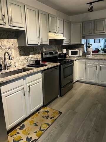 5414 SW 44th Ave, Dania Beach, FL 33314