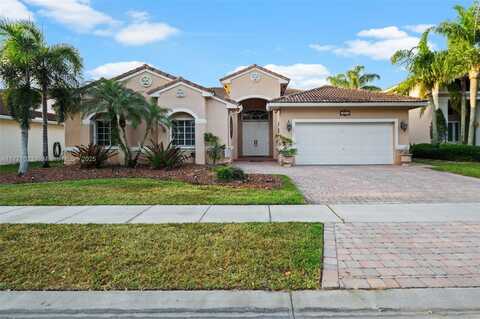 18810 SW 4th St, Pembroke Pines, FL 33029