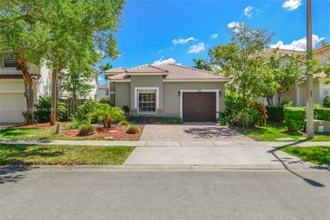 1271 NW 171st Ave, Pembroke Pines, FL 33028