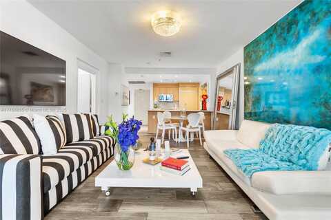 10275 Collins Ave, Bal Harbour, FL 33154