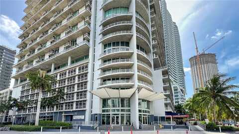 690 SW 1st CT, Miami, FL 33130