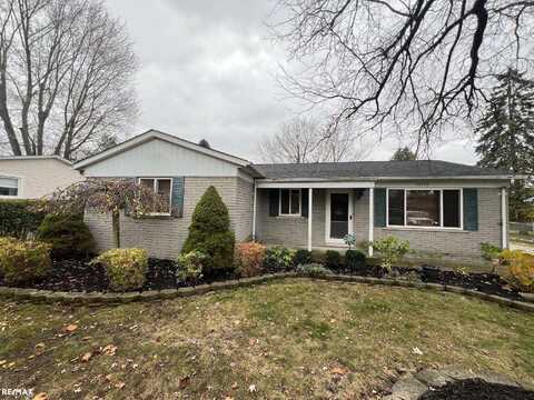 28790 Cotton Rd, Chesterfield Twp, MI 48047