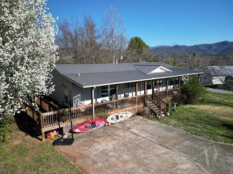 101 Sullivan Street, HAYESVILLE, NC 28904