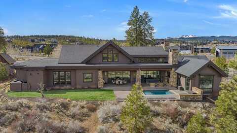 61582 Searcy Court, Bend, OR 97702