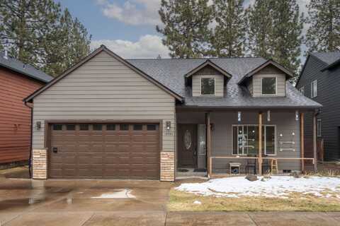 19793 Astro Place, Bend, OR 97702