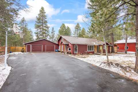 52531 Lost Ponderosa Road, La Pine, OR 97739