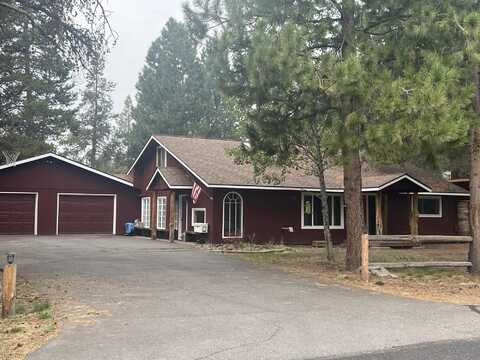 52531 Lost Ponderosa Road, La Pine, OR 97739
