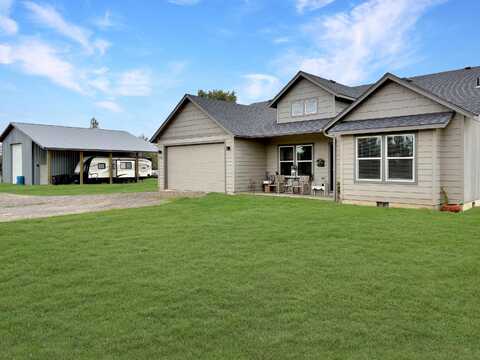 10420 NW Maple Lane, Redmond, OR 97756