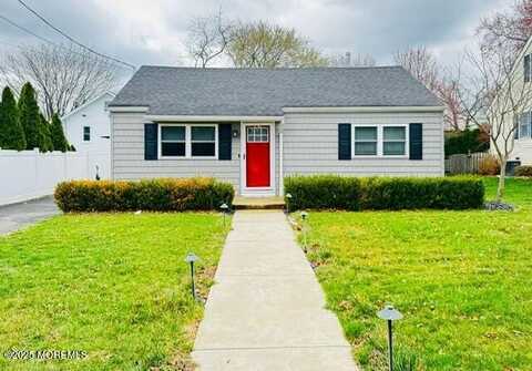 16 Irwin Avenue, Freehold, NJ 07728
