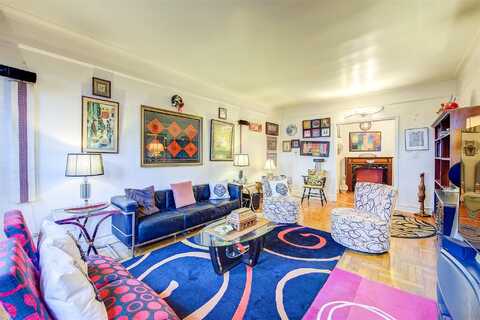 79-15 35th Avenue, Jackson Heights, NY 11372