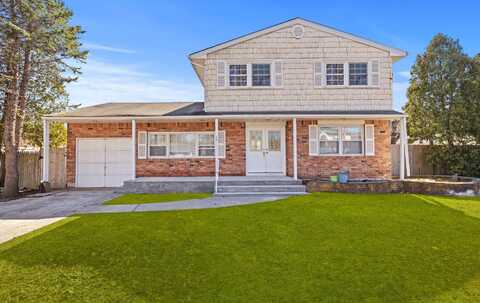 26 Trescott Street, Dix Hills, NY 11746
