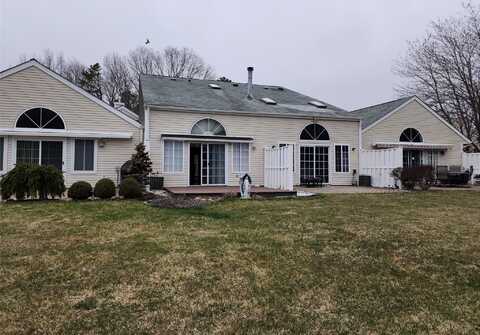 288 Ranch Circle, Manorville, NY 11949