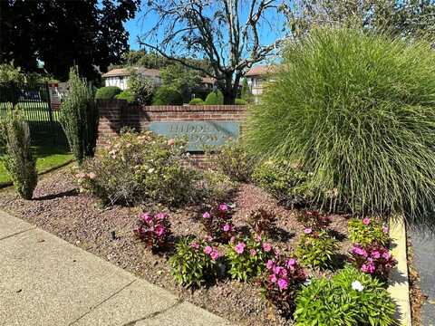 35 Bailey Court, Middle Island, NY 11953