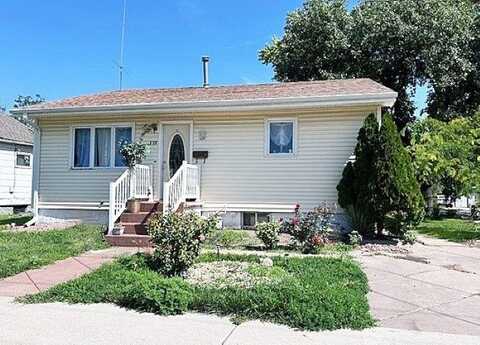 112 W Pasewalk Ave, Norfolk, NE 68701