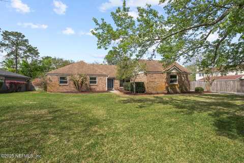 2270 THE WOODS Drive E, Jacksonville, FL 32246