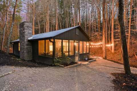 694 Misty Mountain Trail, Morganton, GA 30560