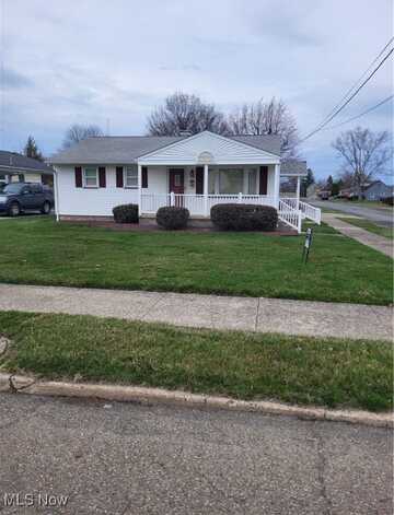 1146 Detroit Avenue, Youngstown, OH 44502