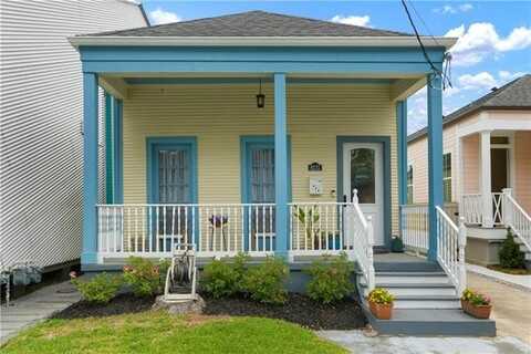 8231 HICKORY Street, New Orleans, LA 70118