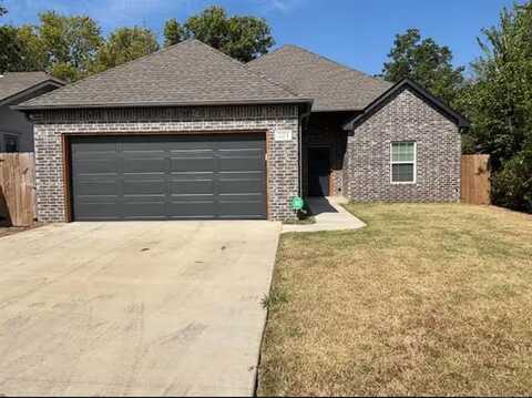 221 E Woodrow Street, Tulsa, OK 74106
