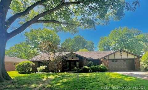 2325 Georgetown Drive, Bartlesville, OK 74006
