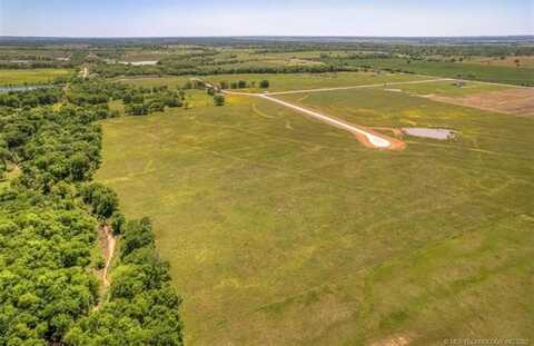 18591 S 369th East Avenue, Porter, OK 74454