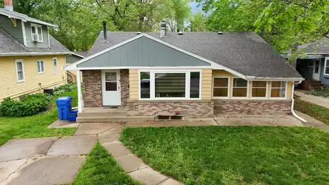 115 S Pine, Vermillion, SD 57069