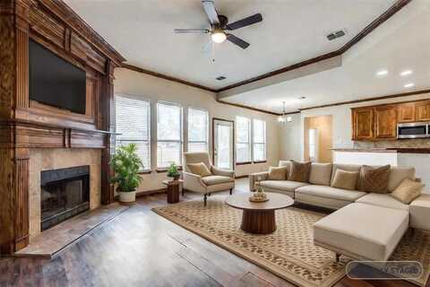 6864 Shoreway Drive, Grand Prairie, TX 75054